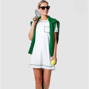 🆕️ Tuckernut Tnut Sport White Robin with Green Trim Sport Dress sz Small